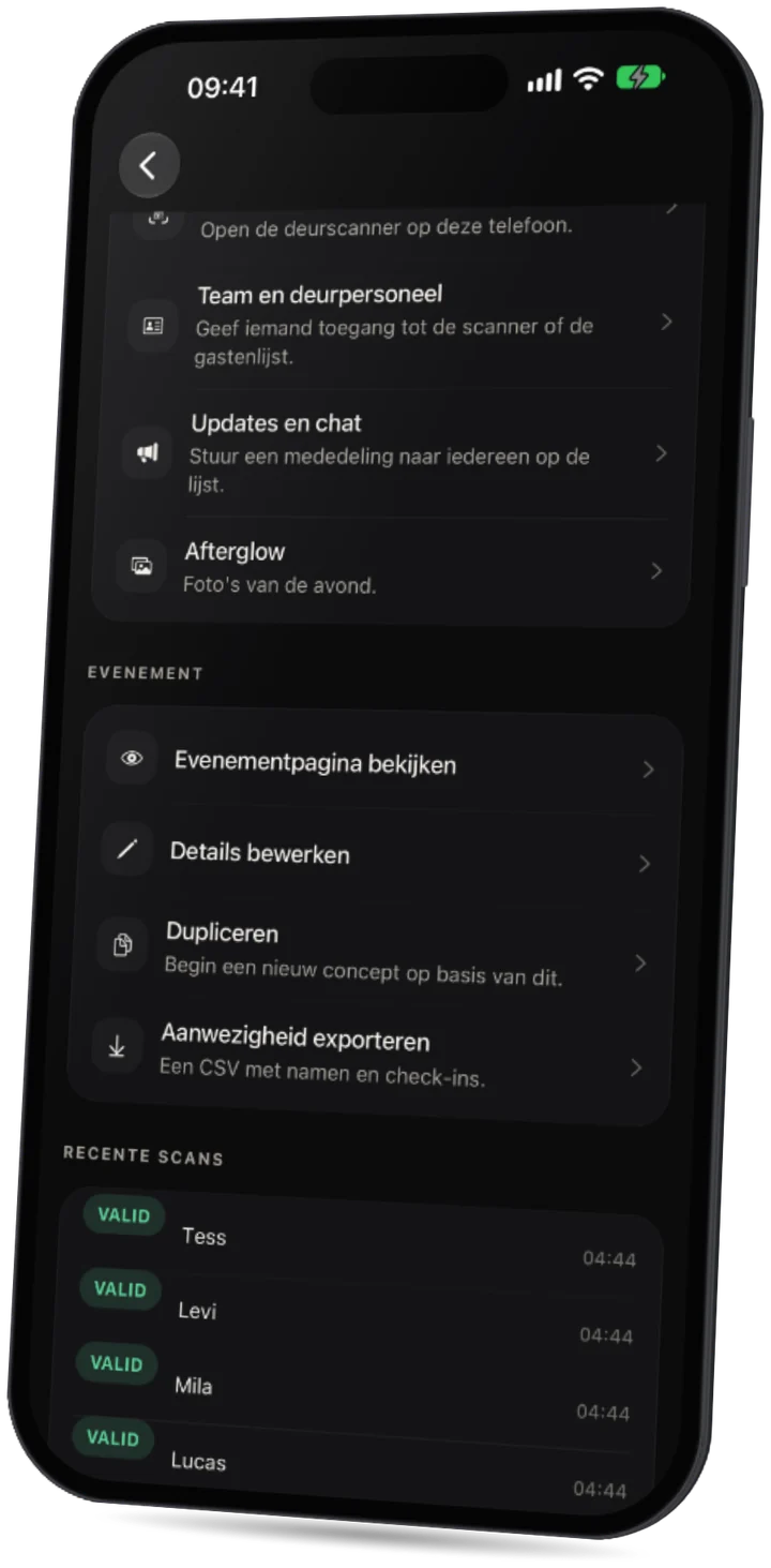 De Party-app: de laatste ticketscans aan de deur, allemaal geldig.